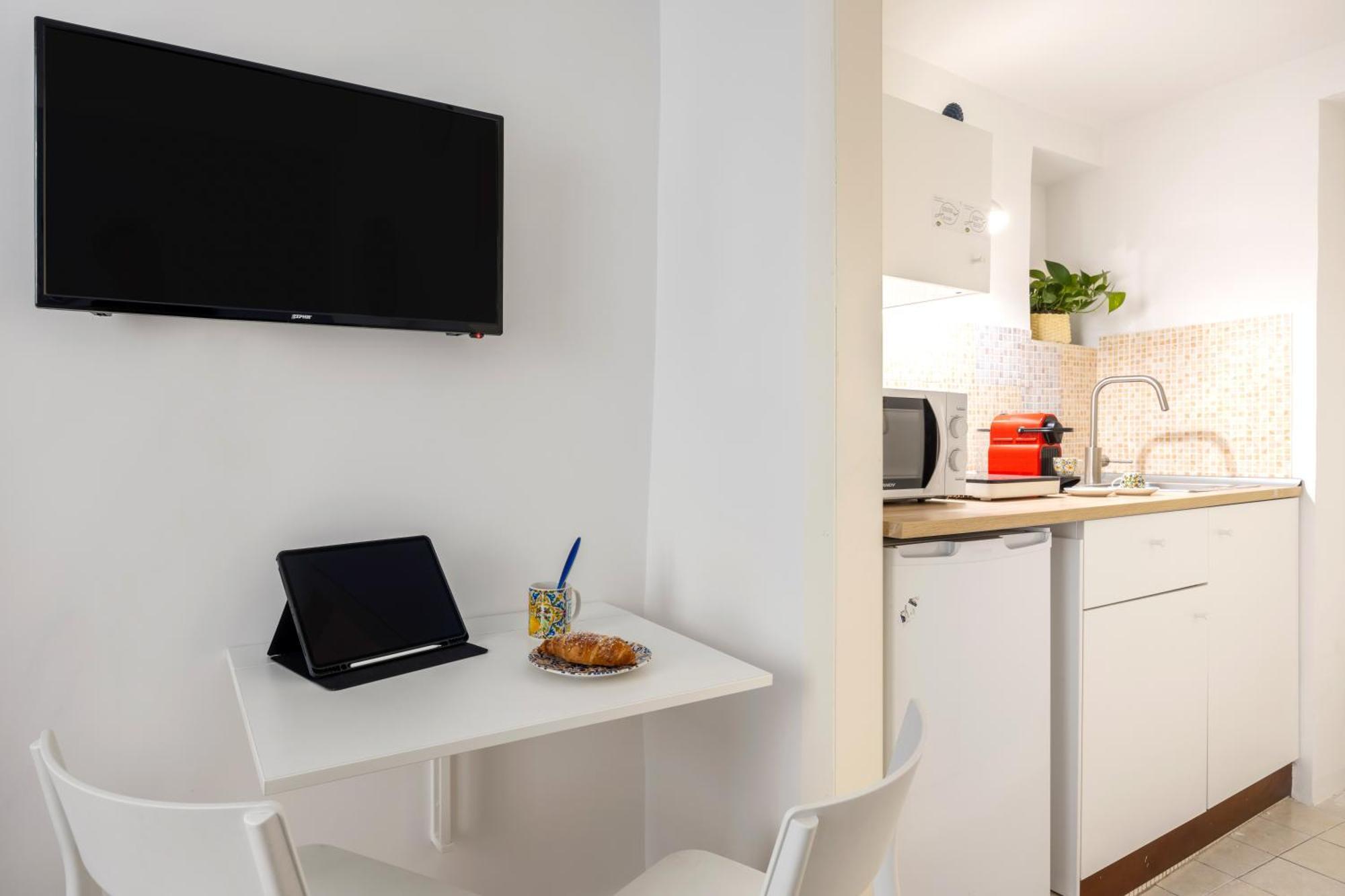 Agata E Rosalia 2 Bedroom Flat At The Quattro Canti Palermo Exterior photo