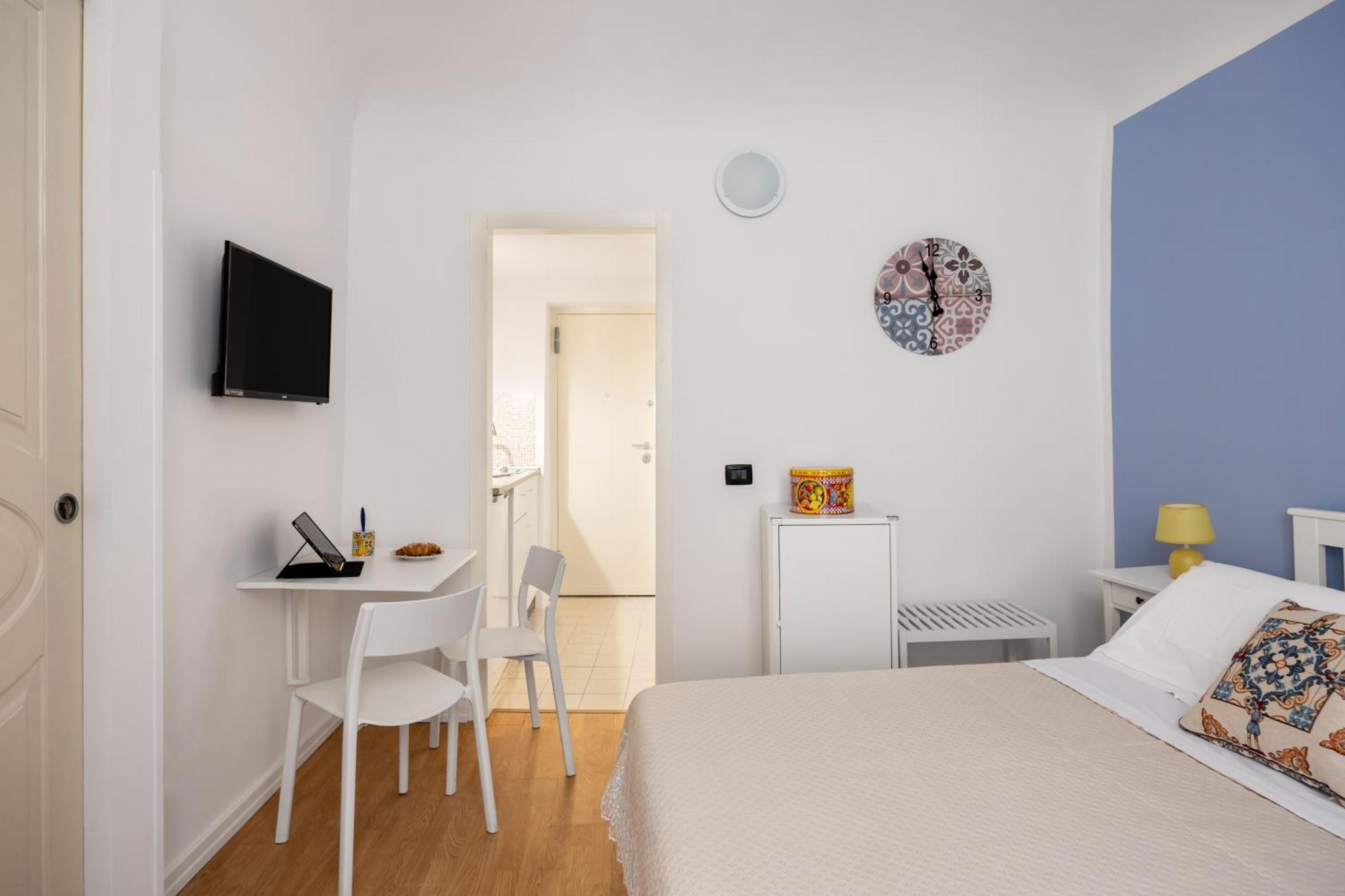 Agata E Rosalia 2 Bedroom Flat At The Quattro Canti Palermo Exterior photo