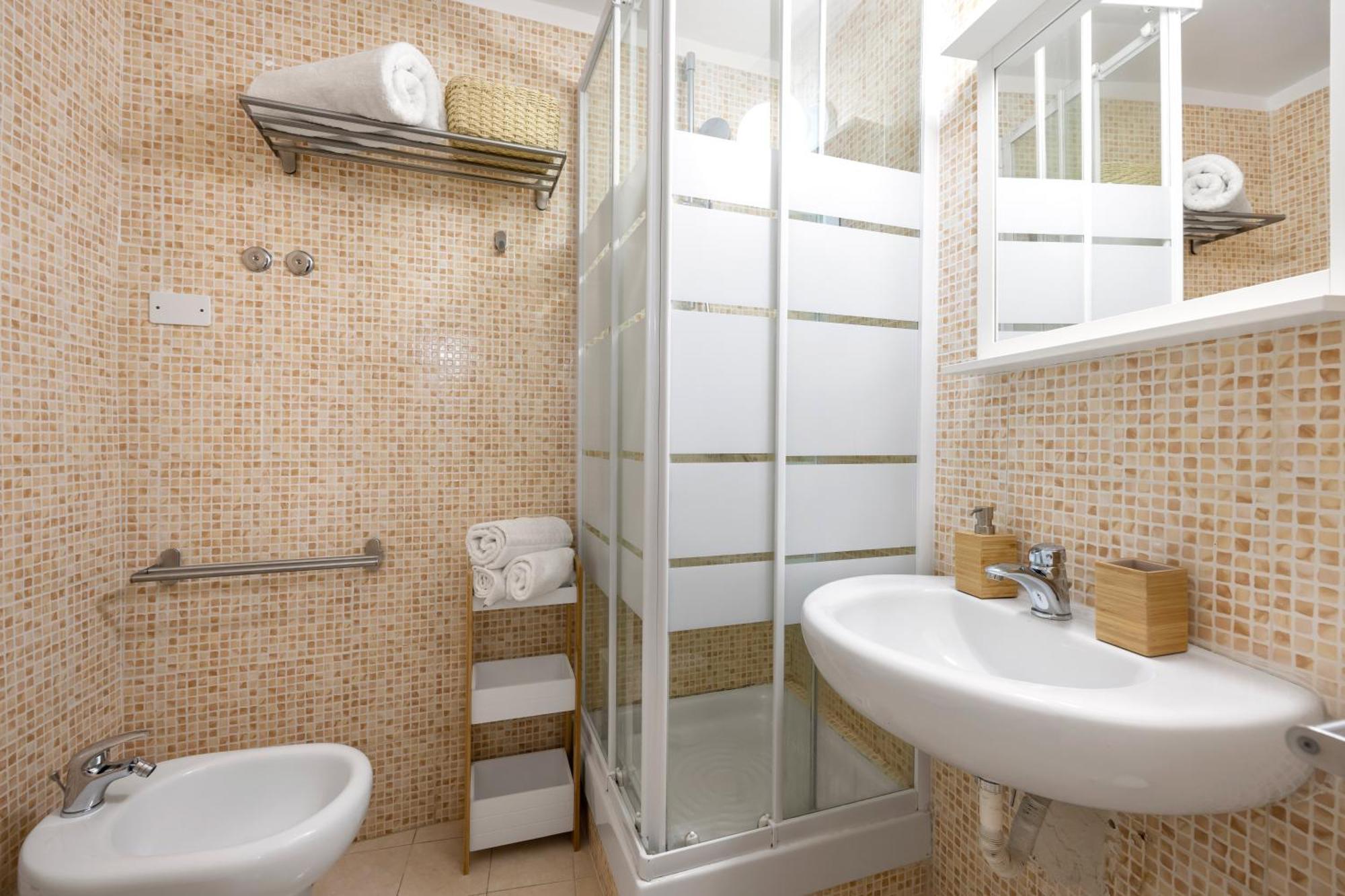 Agata E Rosalia 2 Bedroom Flat At The Quattro Canti Palermo Exterior photo